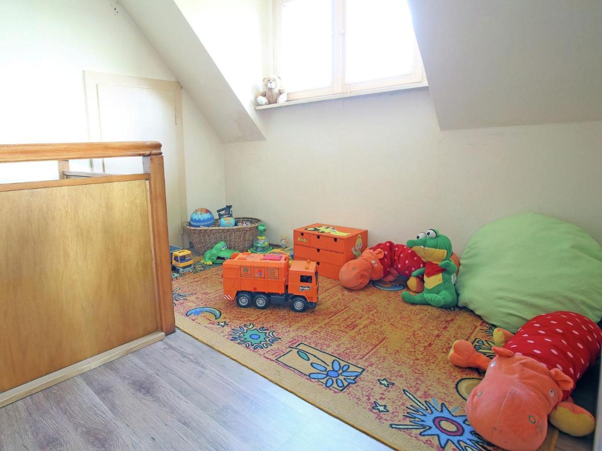 Apartment With Terrace And Pool In The Garden Pracht Buitenkant foto